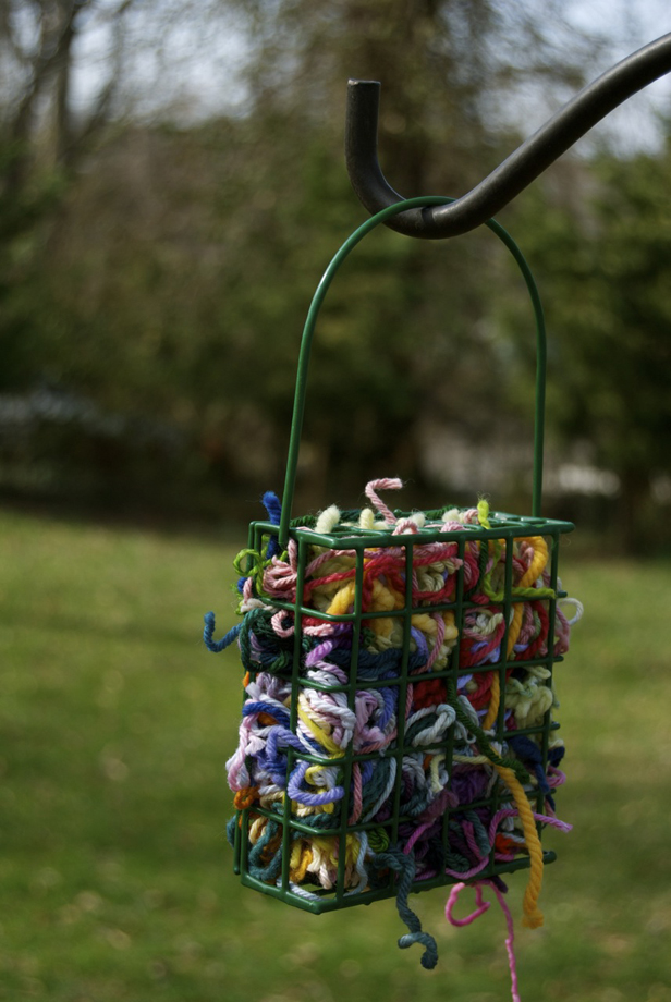 fiber-farm-diy-bird-nesting-materials-project